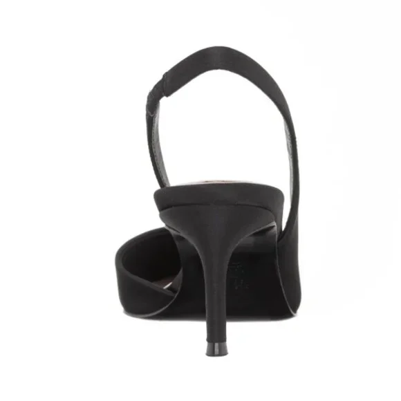 SHOES - Picture 4 of 5